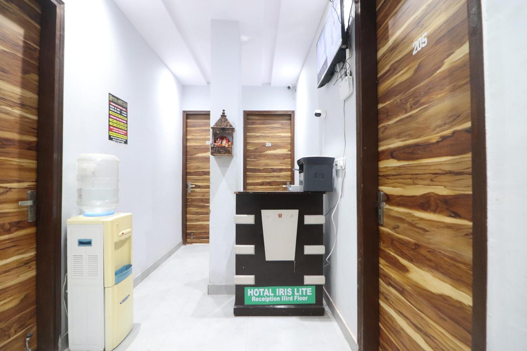 Twamev Couple Friendly Rajouri Garden By The Arrow Hotel New Delhi